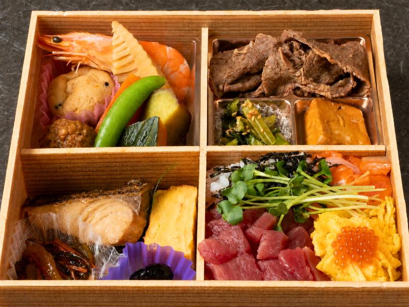 松花堂牛すき焼き・旬魚幽庵焼き　まぐろサーモンイクラばらチラシ寿司