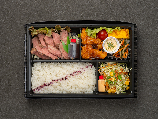 炭火焼ステーキ＆自家製チキン南蛮弁当