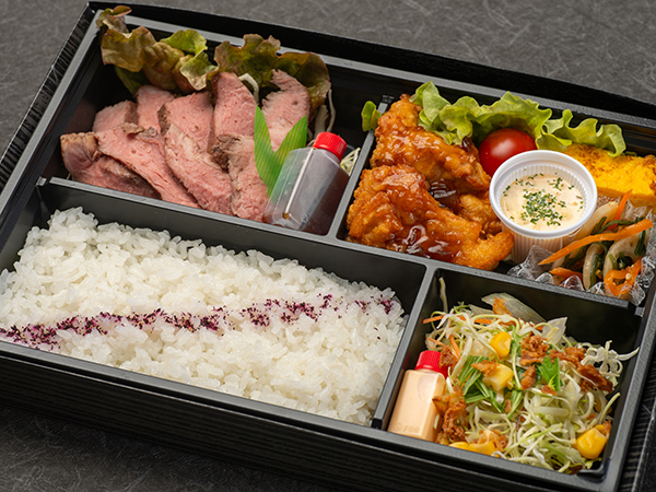炭火焼ステーキ＆自家製チキン南蛮弁当