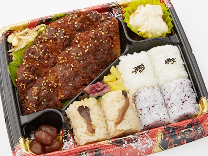 三色ご飯みそかつ弁当