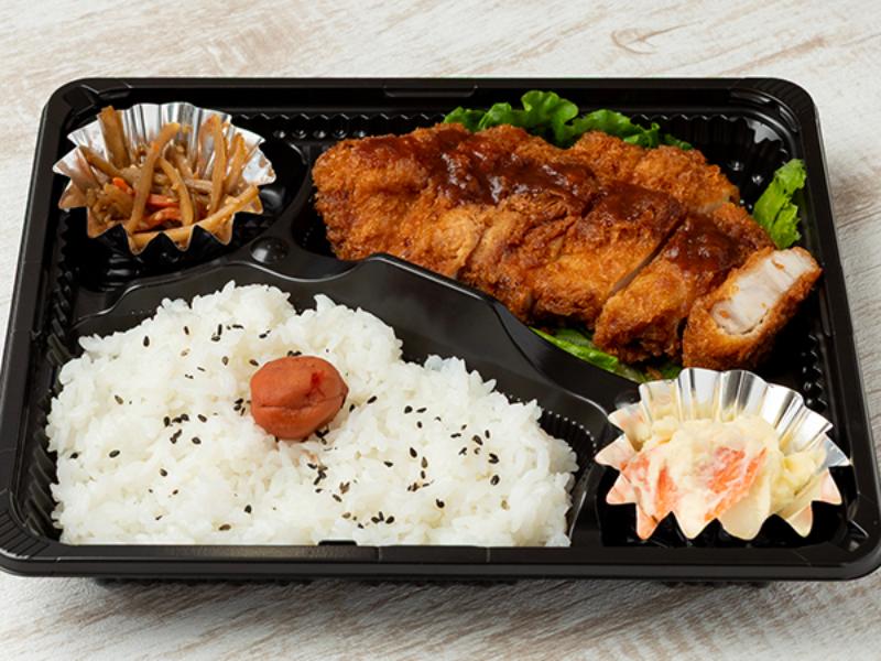 厚切りとんかつ弁当