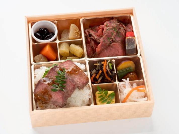 おもてなし和菜膳‐赤身ローストビーフと柔らか牛ステーキ
