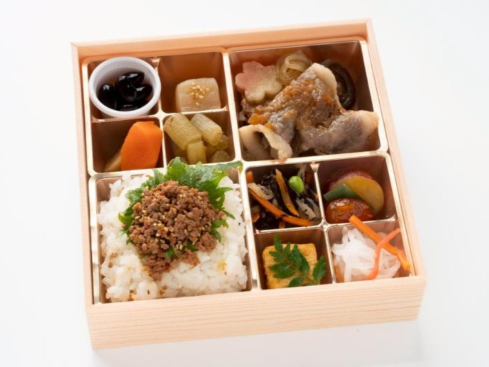 おもてなし和菜膳‐黒毛和牛すき焼きと特製和牛そぼろ