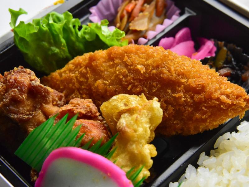 旭屋白身フライ弁当