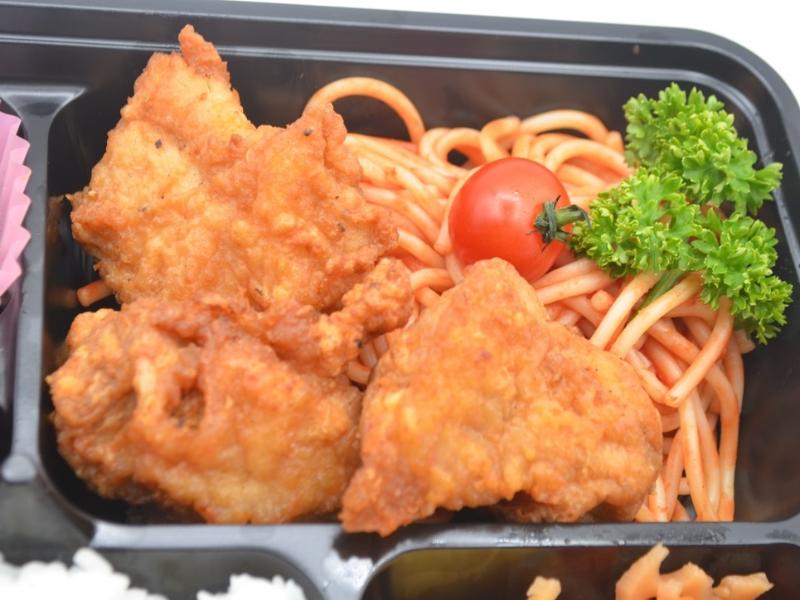 自家製鶏の唐揚弁当