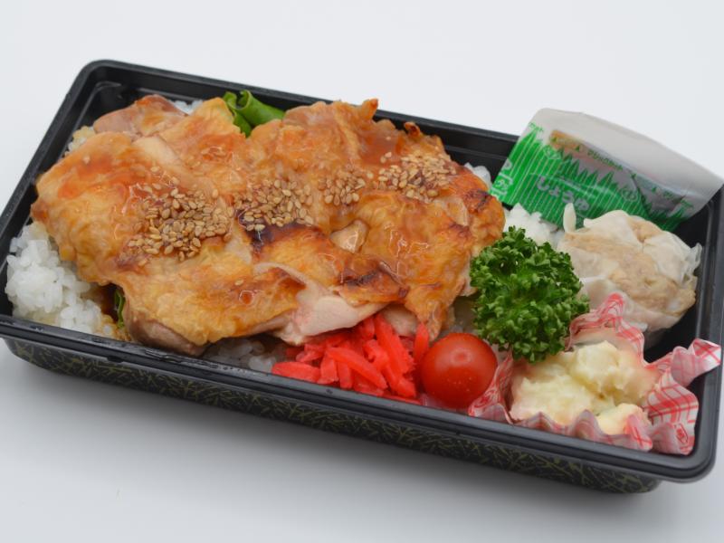 鶏の照焼丼弁当