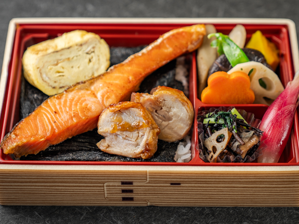 美弥特選海苔鮭弁当