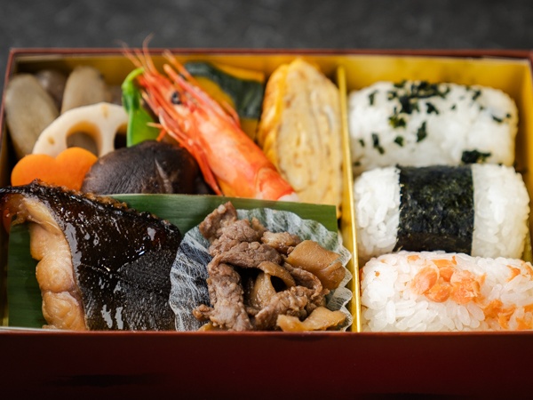 美弥特選彩弁当