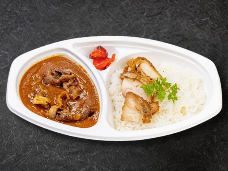 炭火焼きチキンと和牛のカレー