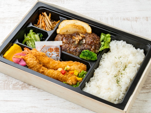 ハンバーグとエビフライ御膳