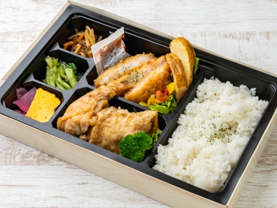 とんかつと唐揚げ御膳