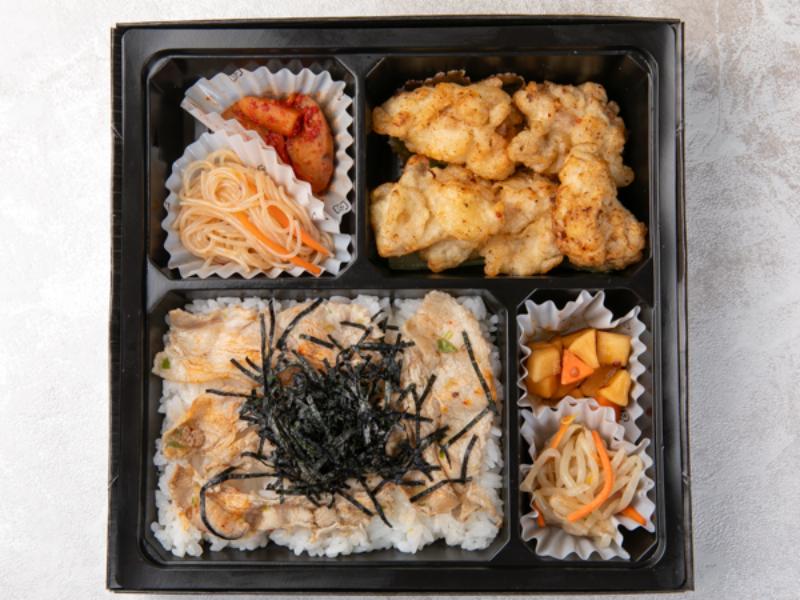 【豪快2品】国産豚ネギ塩ダレ&鶏の辛口特製スパイス
