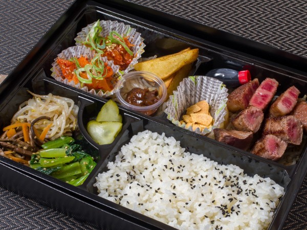 【ECO容器】黒毛和牛赤身・霜降りミックス弁当