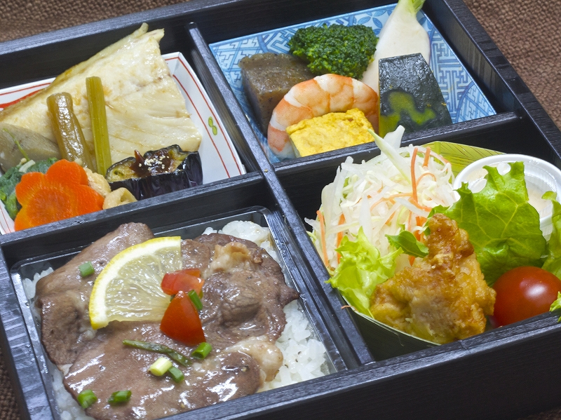 小手指しみずの牛タン満天おもてなし弁当 2000円｜【お弁当デリ】お弁当の配達デリバリー