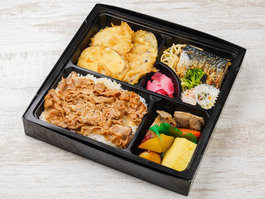 牛飯と旬野菜の天ぷら満腹弁当