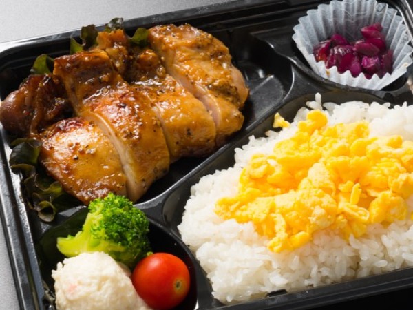 鶏の山賊焼き弁当