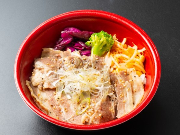 ネギ塩牛カルビ丼
