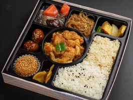 油淋鶏満腹弁当
