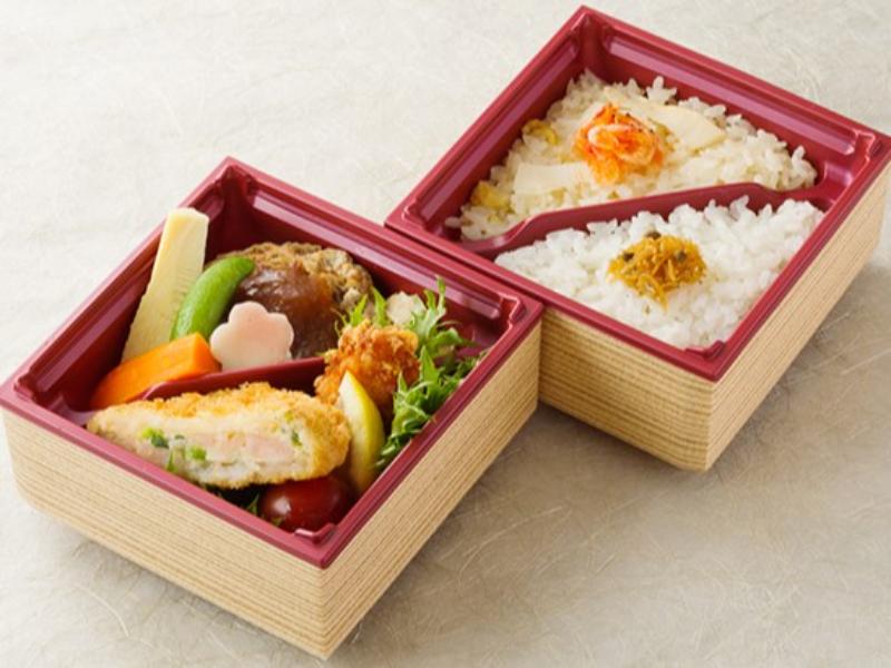 豆腐ハンバーグと海老カツの2段弁当