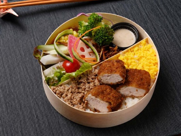 一口ソースカツわっぱ弁当