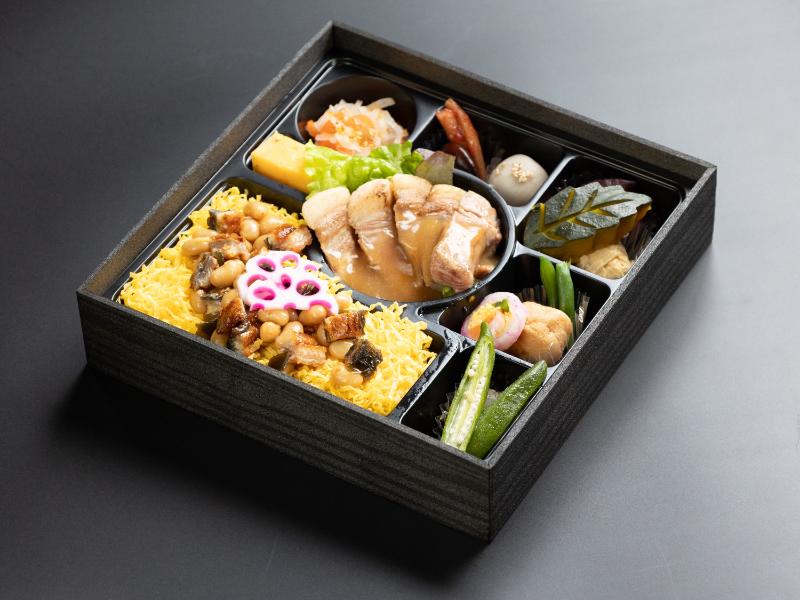 彩極上幕ノ内弁当 -厳選国産ポークステーキとうなぎちらし御膳-