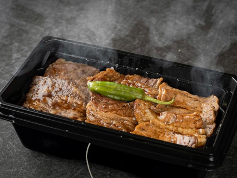 【熱々 焼肉弁当】食べ比べ３種の特上カルビ重（和牛・牛・豚カルビ）