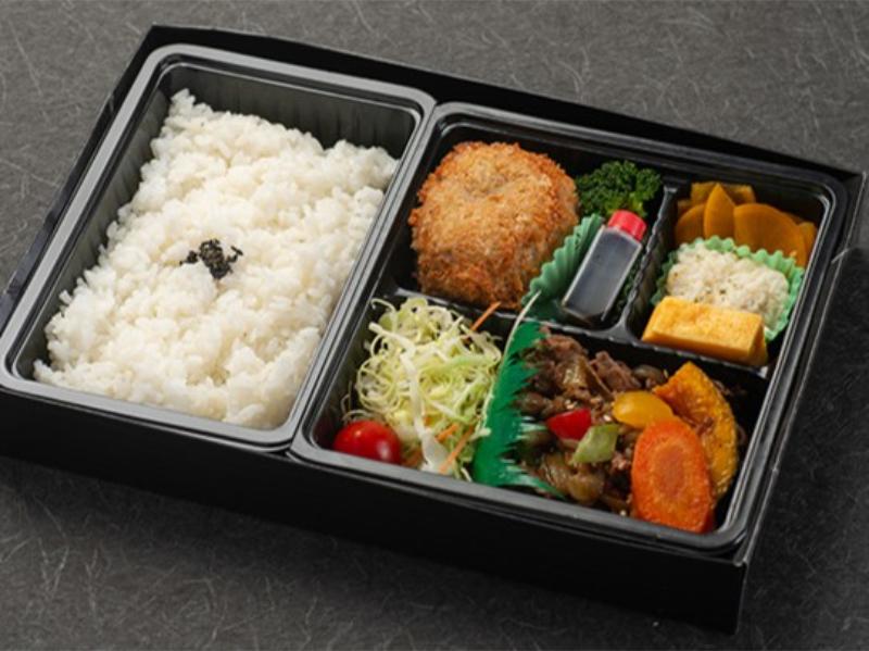【贅沢ダブルメイン】黒毛和牛メンチかつと佐賀牛焼肉弁当