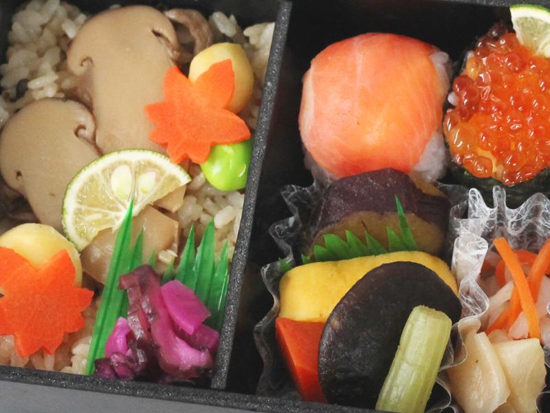 【秋限定】松茸ご飯と手まり寿司弁当（9月1日～10月31日までお届け可能）