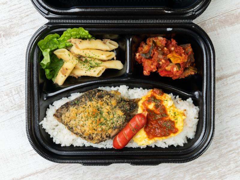トロさわらのバジルパン粉焼き弁当