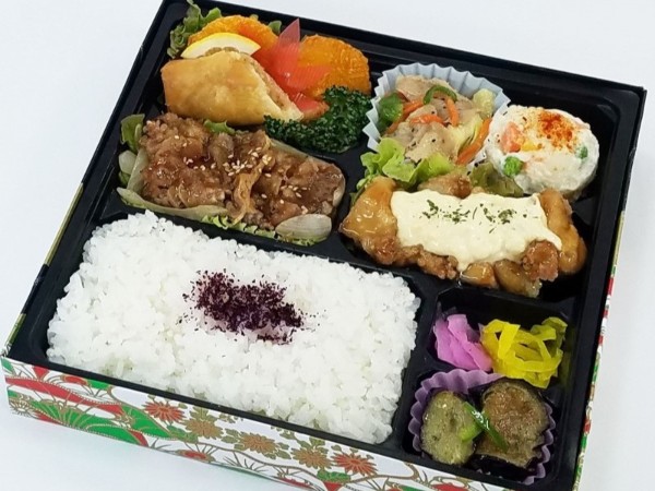 和牛焼肉とチキン南蛮弁当（NO.111）