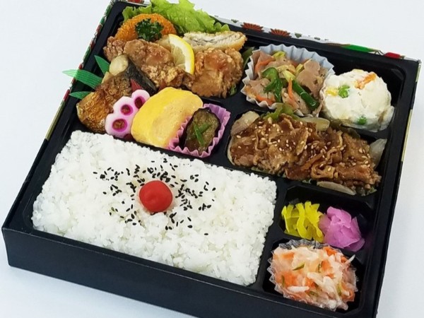 和牛焼肉と季節の焼魚弁当（NO.115）