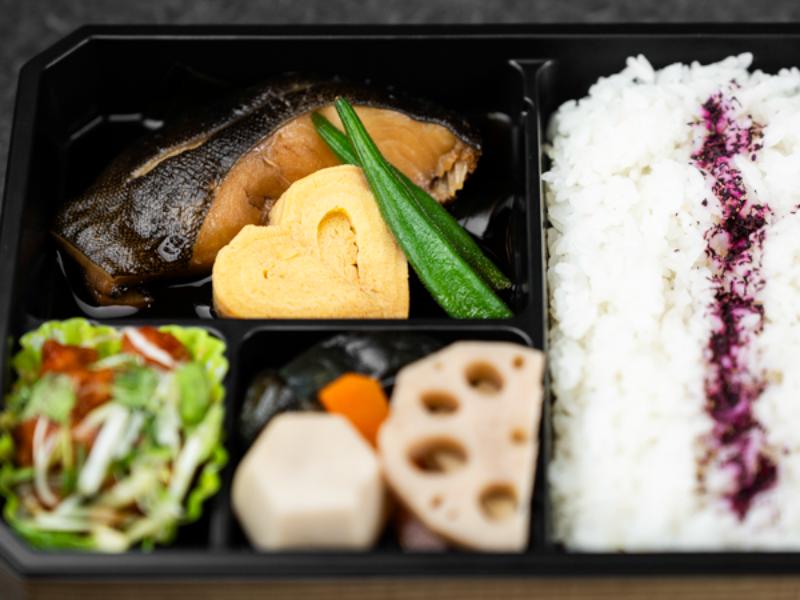 煮魚弁当