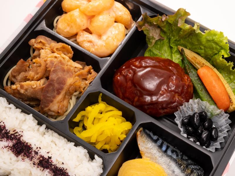 ボリューム系おかずたっぷり弁当