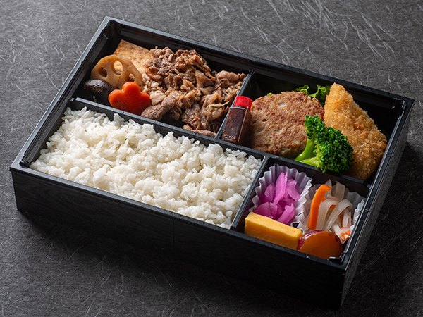 すき焼きとハンバーグ弁当