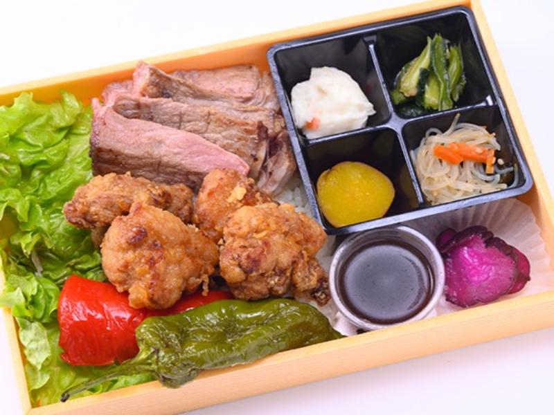 サーロインステーキ＆唐揚げ弁当