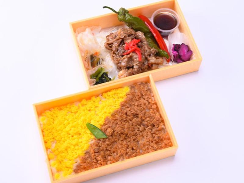 カルビ焼肉の贅沢二段弁当