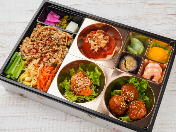 牛焼肉重と2種の肉料理御膳
