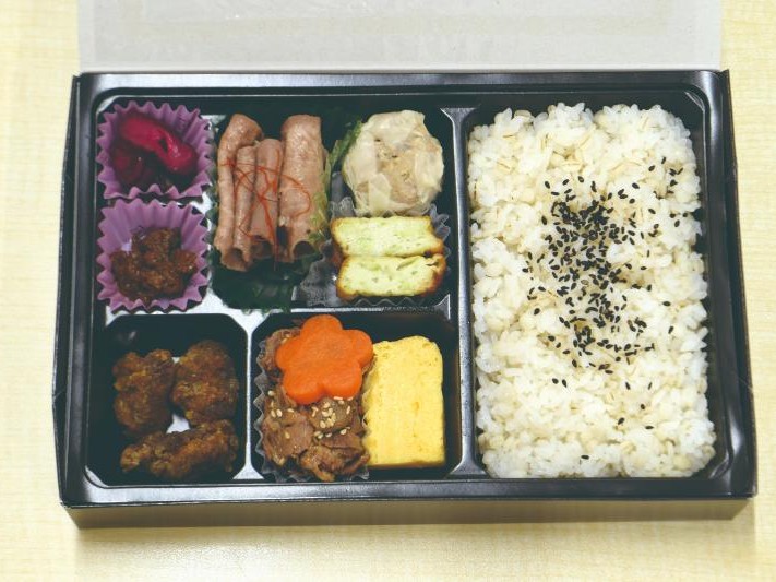 牛たん幕の内弁当　集