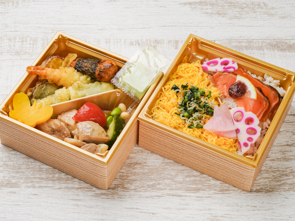 海老天ぷらとごろごろ温野菜の彩二段重