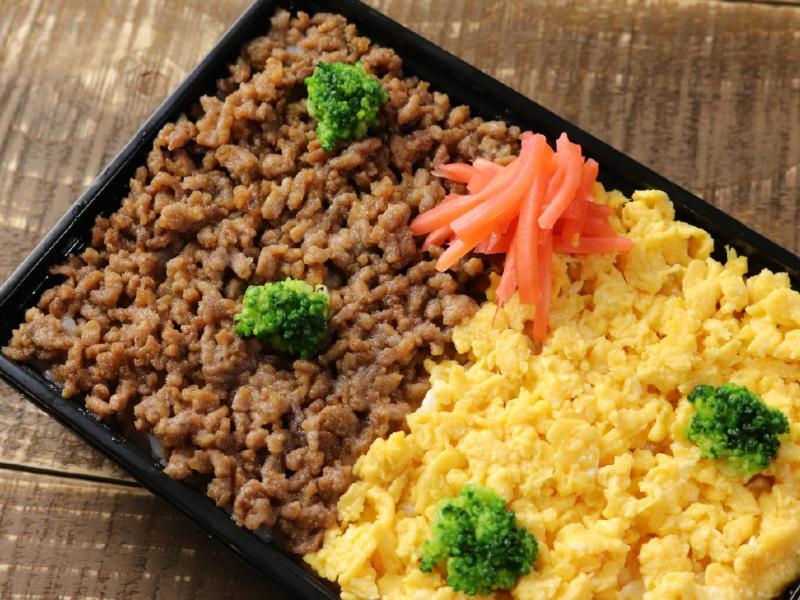 牛玉そぼろ弁当