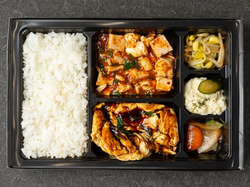 四川麻婆豆腐とニラ玉黒酢あん弁当