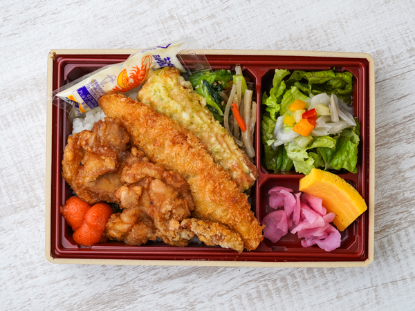 若鶏のから揚げ・白身フライ海苔重