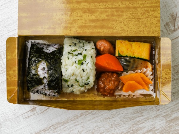 おむすび弁当