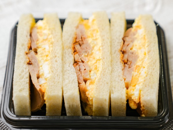 テリヤキチキンとたまごサンド