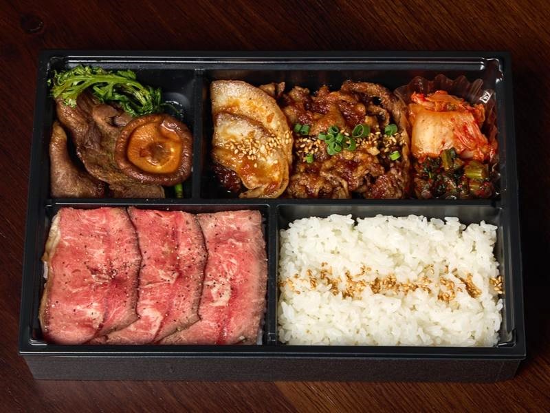 KINTAN初！！トリプル幕の内弁当