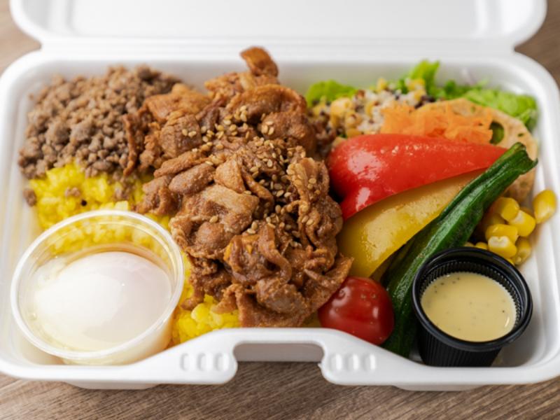 韓国辛味噌豚丼ランチボックス