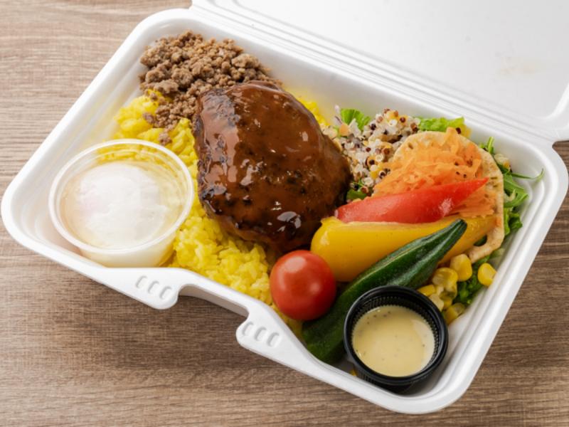 和食職人が作るハンバーグの温玉ランチボックス