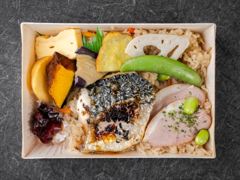 お手軽弁当 さば塩焼き