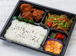 香菜屋～かなや～の黒酢の酢鶏弁当 700円｜【お弁当デリ】お弁当の