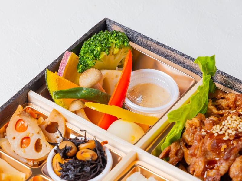 季節の副菜白ごはんと焼肉御膳